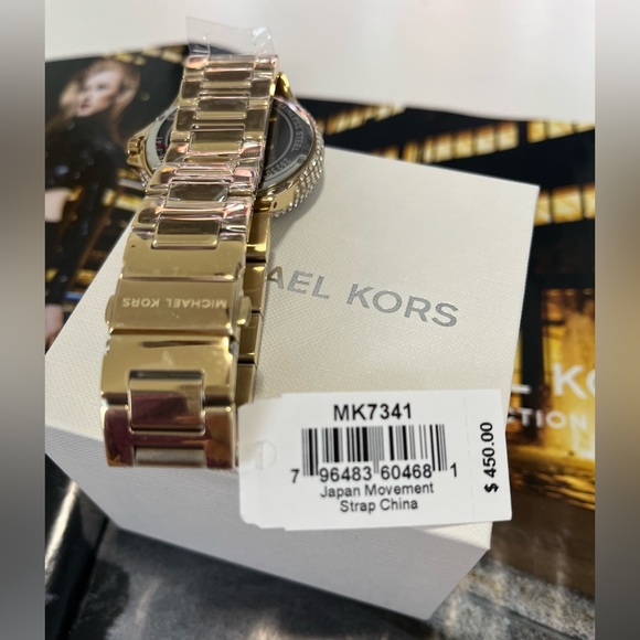 New Michael kors Oversized Camille Ombre Pave Gold-Tone Watch - Picture 3 of 7